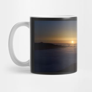 Golden Horizon: A Mesmerizing Sunset Mug